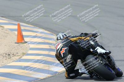 media/Mar-13-2022-SoCal Trackdays (Sun) [[112cf61d7e]]/Turn 10 Backside (105pm)/